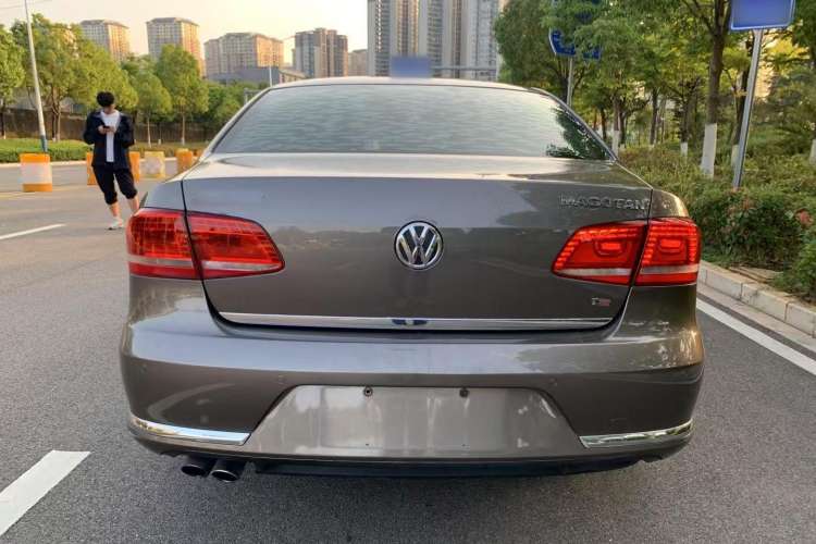 Used Volkswagen Magotan 2015 1.8TSI Advanced Model
