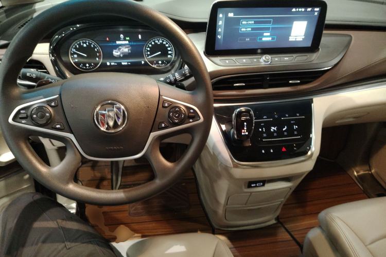 Used Buick GL8 2023 Land Executive Class Smart Enjoyment Model
