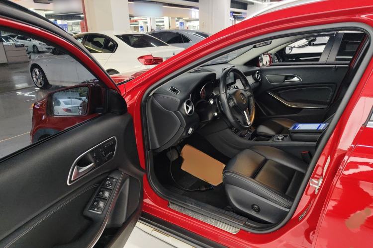 Used Mercedes-Benz GLA 2016 GLA 200 Fashion Model