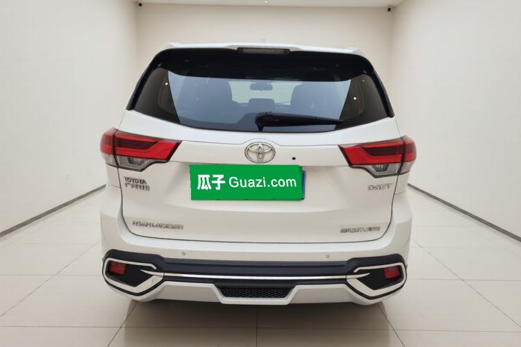 Used Toyota Highlander 2018 2.0T Four-Wheel Drive Prestige Version 7 Seats China V Emission Standard