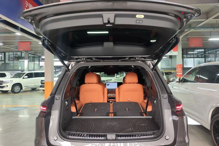 Used Li Auto L9 2024 Ultra Model
