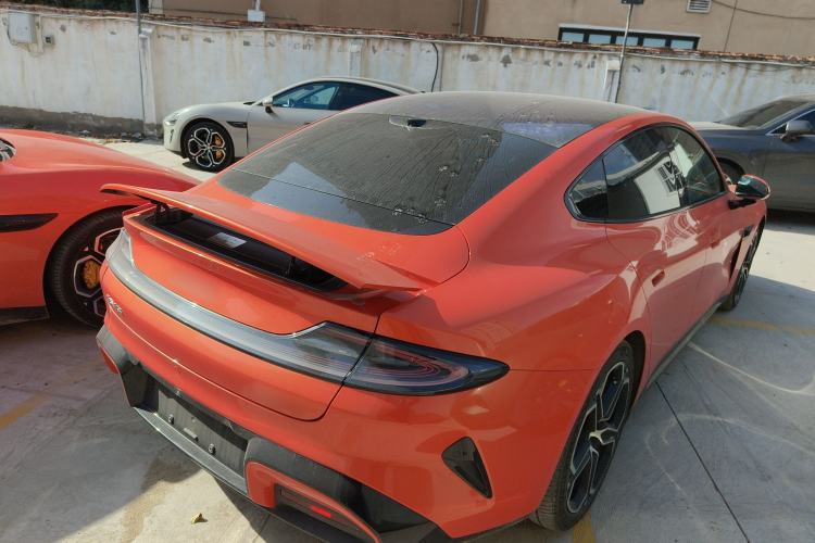 Used  SU7 2024 Four-Wheel Drive Ultra-Long Range Advanced Intelligent Driving Max Edition
