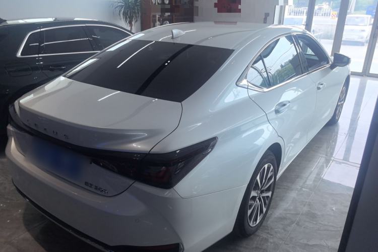 Used Lexus ES 2025 200 Premium Edition
