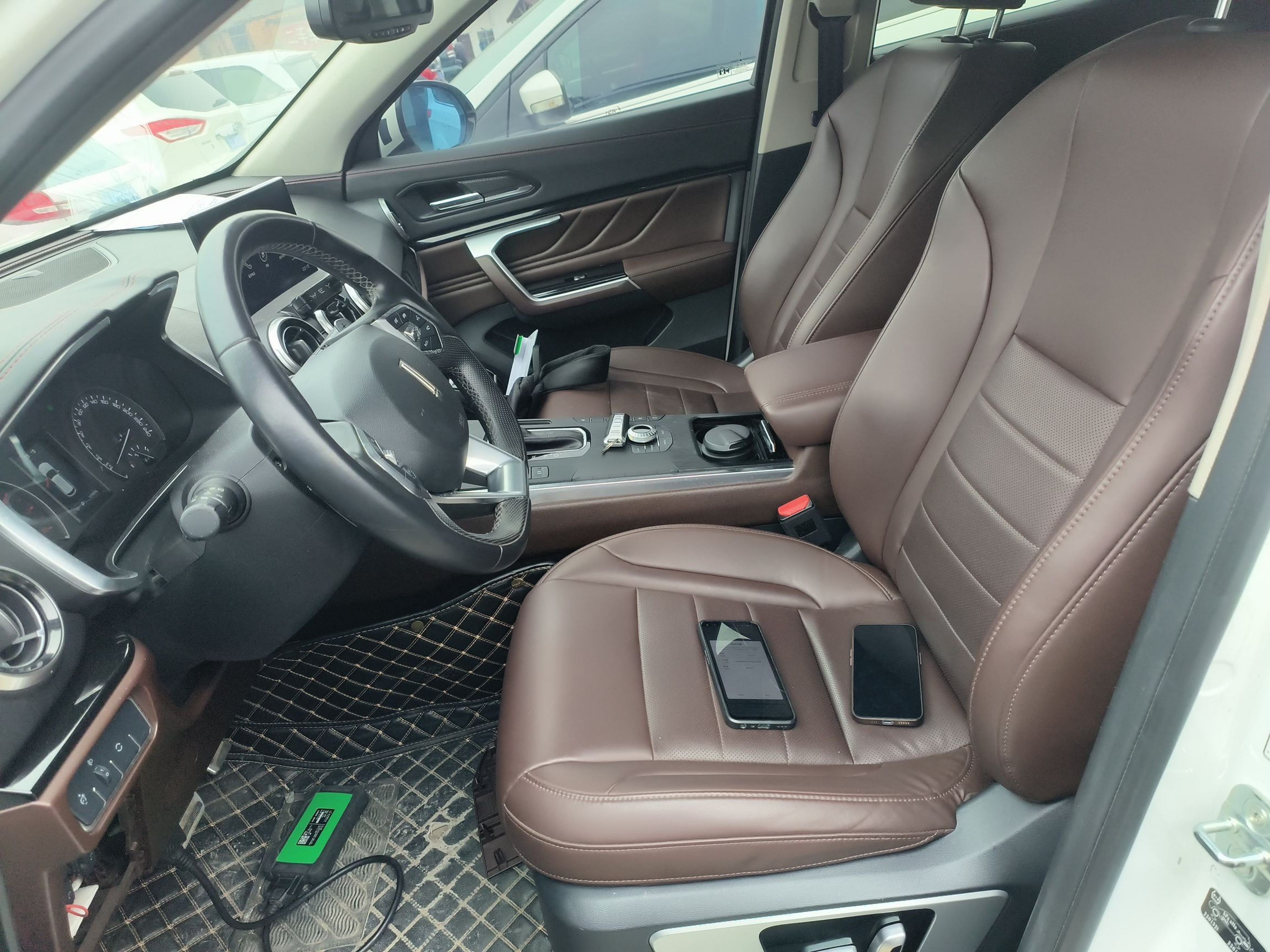 Переднее сиденье в автомобиле