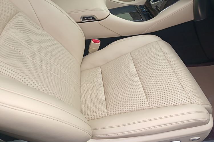 Used Toyota Vellfire 2020 Dual-Engine 2.5L HV Prestige Edition
