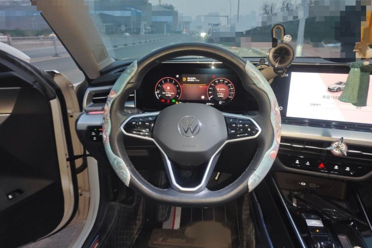 Used Volkswagen Lamando 2022 Lavida L 280TSI DSG Cool & Spicy Edition