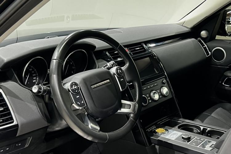 Used Land Rover Discovery 2017 3.0 SC V6 S
