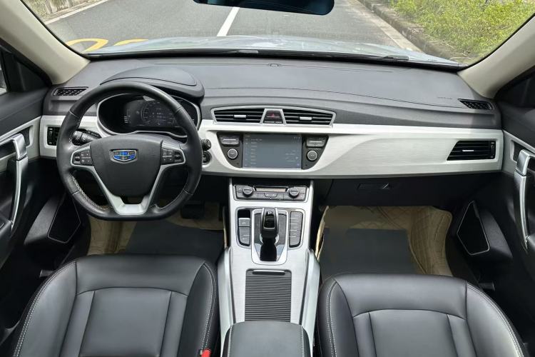 Used Geely Auto Emgrand X7 Sport 2020 1.8TD DCT Two-Wheel Drive Smart Connect 4G-Enabled Version
