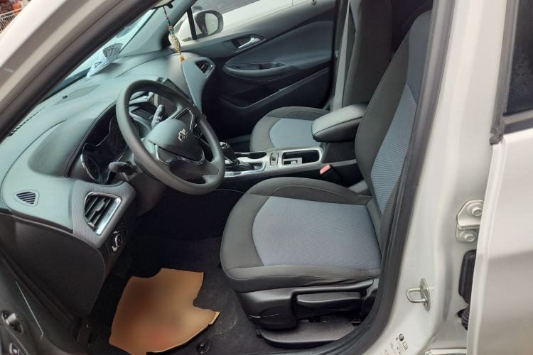 Used Chevrolet Cruze 2017 1.5L Automatic Pioneer Sunroof Edition
