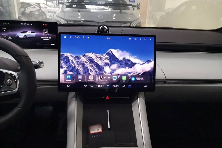 Used Hima Luxeed S7 2024 Max RS
