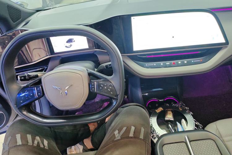 Used Hongqi EH7 2024 690 Pro