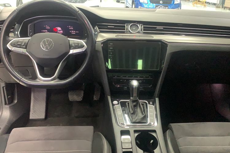 Used Volkswagen Magotan 2020 330TSI DSG Luxury Edition
