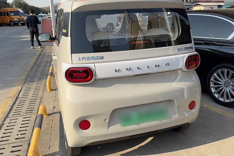 Used Wuling Hongguang MINIEV 2024 3rd Generation 215km Youth Edition
