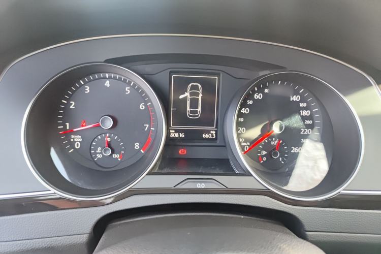 Used Volkswagen Magotan 2018 330TSI DSG Luxury Model
