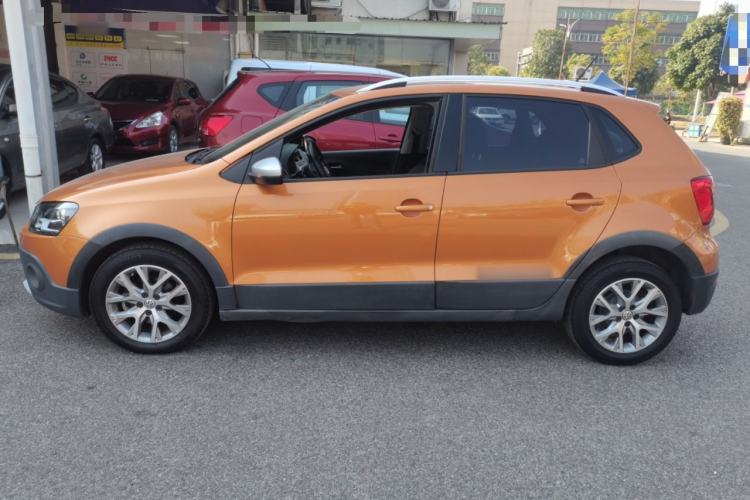 Used Volkswagen Polo 2014 1.6L Cross Polo Automatic
