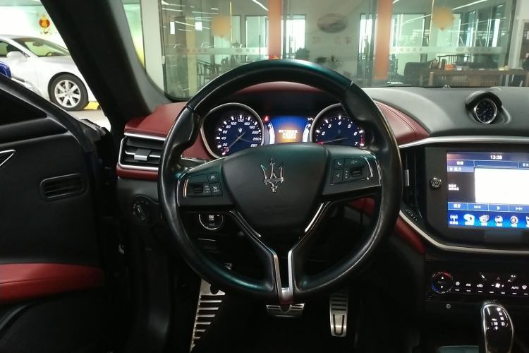 Used Maserati Ghibli 2014 3.0T Standard Edition
