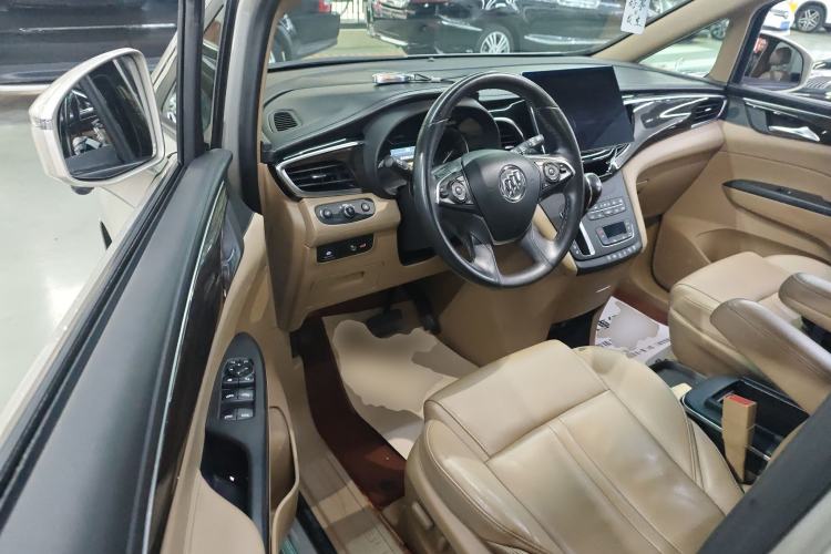Used Buick GL8 2018 ES 28T Premium Model China VI Standard
