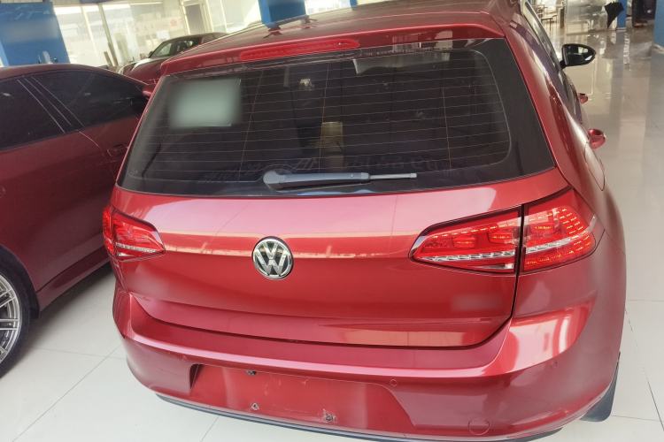 Used Volkswagen Golf 2016 1.6L Automatic Fashion Model
