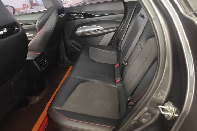 Used Oshan Z6 2022 Blue Whale 1.5T DCT Luxury Model