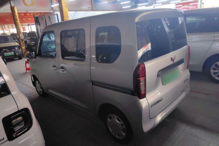 Used Wuling Zhiguang New Energy 2025 Standard Model
