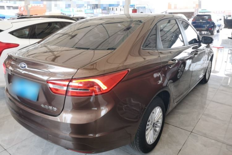 Used Ford Escort 2015 1.5L Automatic Comfort Model
