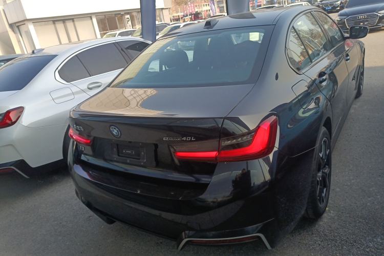Used BMW i3 2024 eDrive 40 L Midnight Edition
