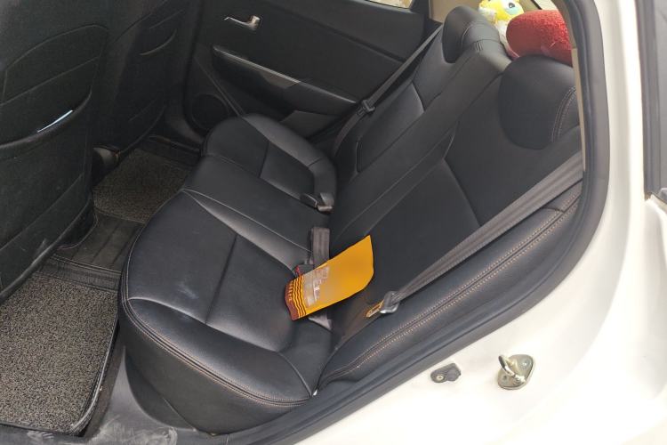 Used Kia K2 2015 Sedan 1.4L Automatic GLS
