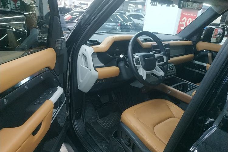 Used Land Rover Defender 2023 Facelift 110 3.0T P400 Dark Edition
