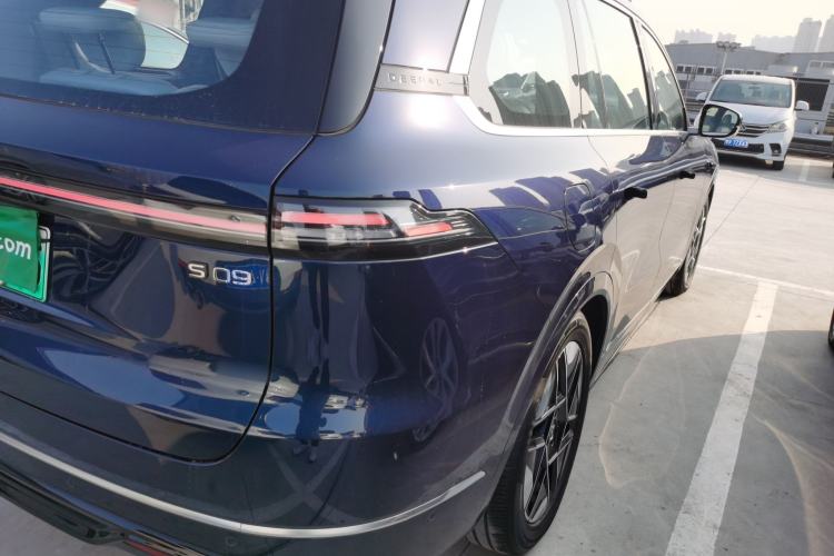 Used  S09 2025 Rear-Drive Ultra+
