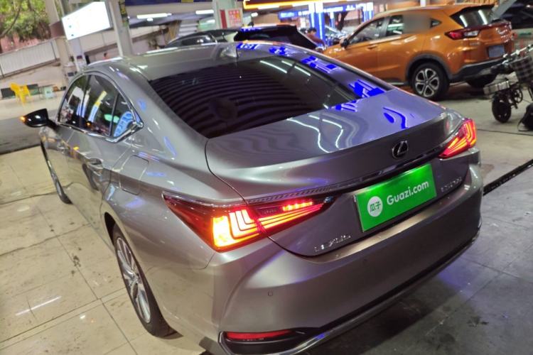 Used Lexus ES 2020 200 Excellence Edition
