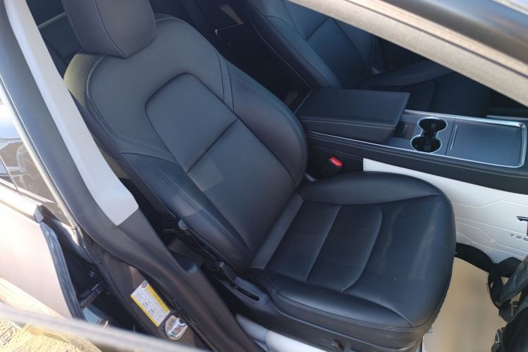 Used Tesla Model Y 2021 Standard Range Rear-Wheel Drive Version
