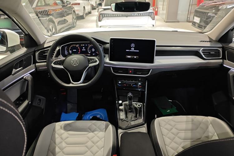 Used Volkswagen Tayron 2023 300TSI Two-Wheel-Drive Luxury Plus Advanced Edition
