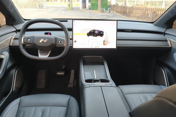 Used ONVO L60 2024 60 kWh Rear-Drive Version
