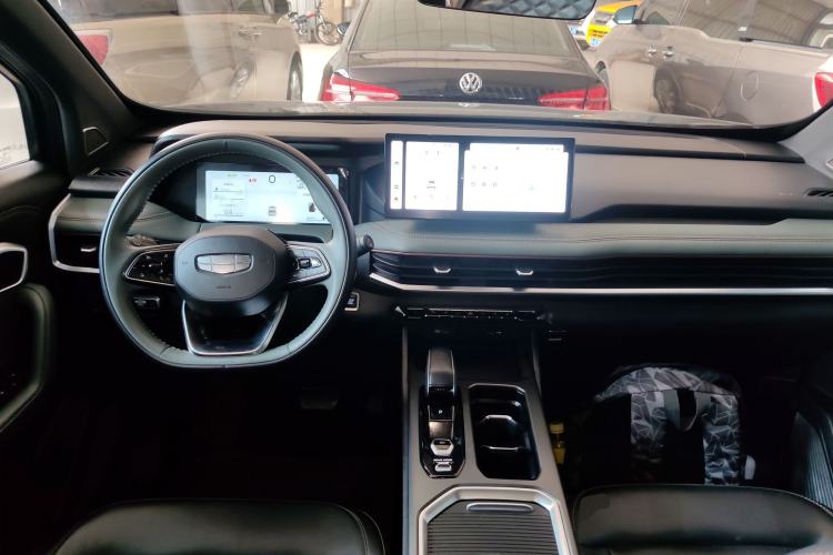 Used Geely Auto Haoyue L 2023 2.0T DCT Prestige Edition
