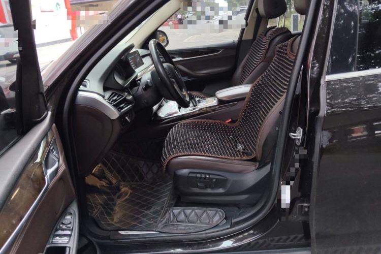 Used BMW X5 2018 xDrive28i
