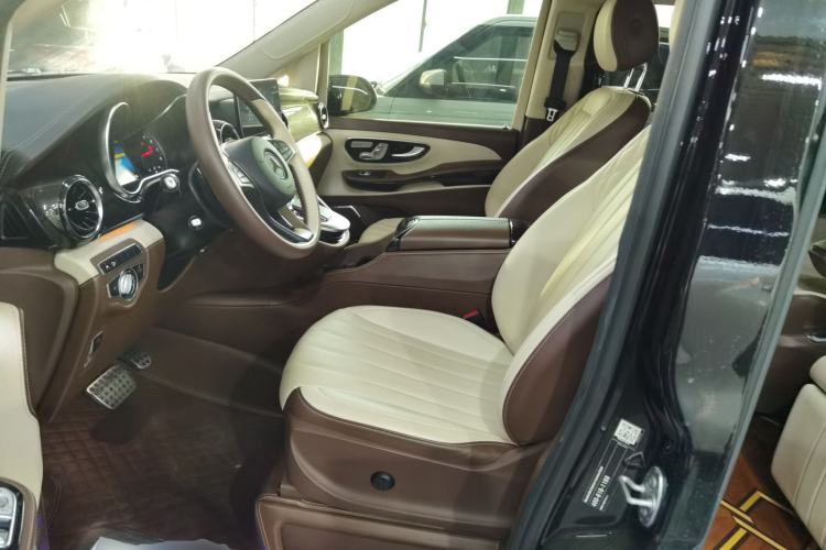 Used Mercedes-Benz V-Class 2020 V 260 L Long-wheelbase Luxury Edition