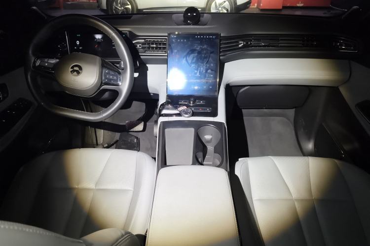 Used Nio ES8 2020 580 km Range 7-Seater Version