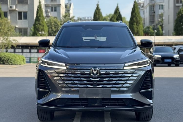 Used Changan CS75 PLUS 2024 3rd Generation Champion Edition 1.5T Intelligent Drive Dynamic Model
