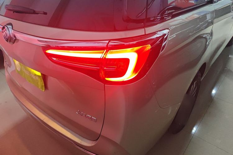 Used Buick GL8 2021 ES Landtrek 653T Comfort Edition
