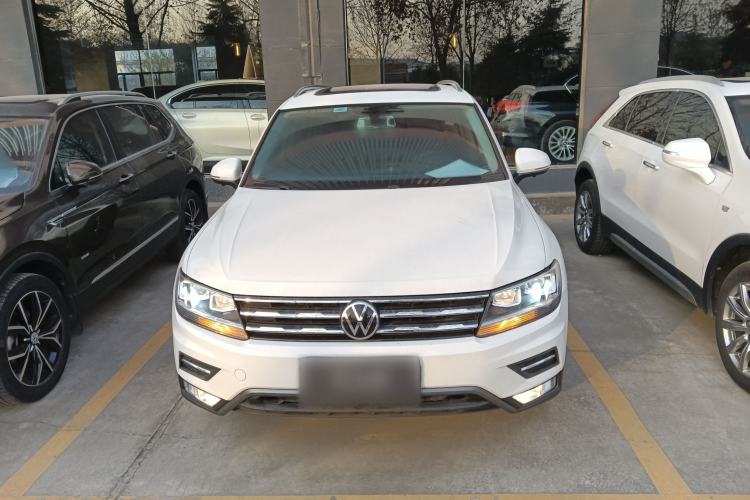 Used Volkswagen Tiguan L 2021 330TSI Automatic Two-Wheel Drive Smart Edition
