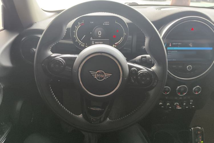 Used MINI MINI 2021 1.5T COOPER Artist