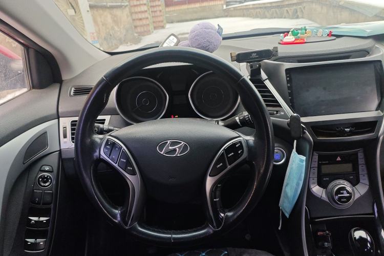 Used Hyundai Elantra 2015 1.6L Automatic Luxury Model