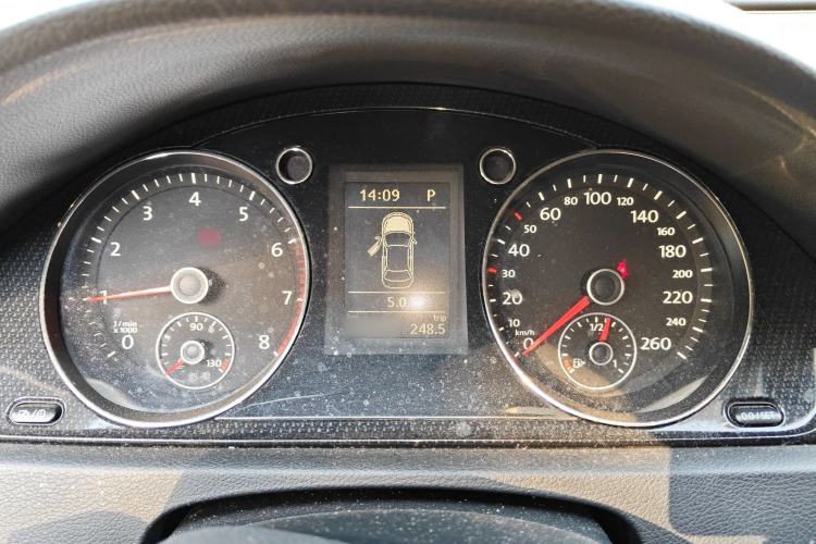 Used Volkswagen Magotan 2013 2.0 TSI Luxury Model
