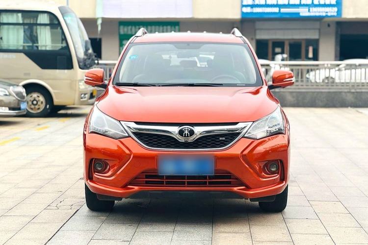 Used BYD Song 2016 GaiShi Edition 1.5TI Manual Elite Model
