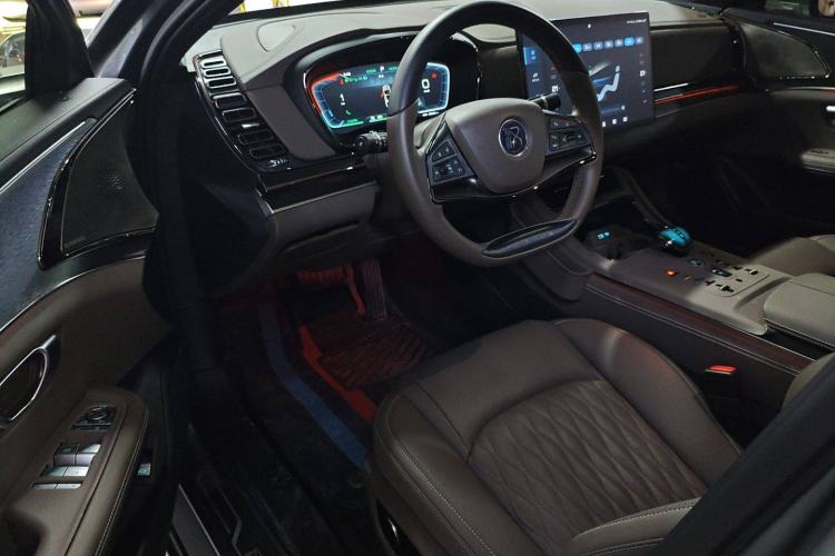 Used BYD Han 2023 EV Champion Edition 605KM Front-Drive Premium Model
