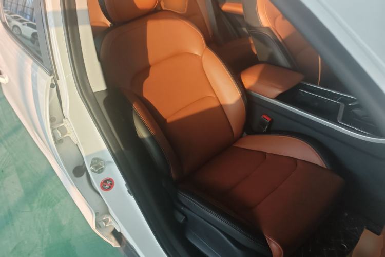 Used Geely Auto Vision X6 2020 1.4T CVT Luxury Edition
