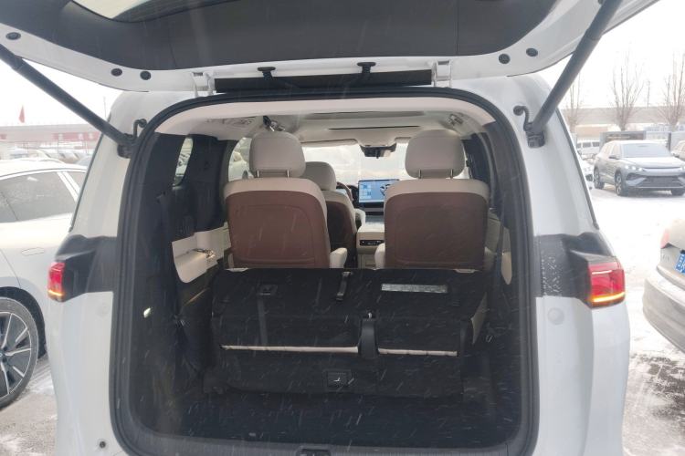 Used BYD Xia 2025 DM-i 1.5T 100km Leading Model
