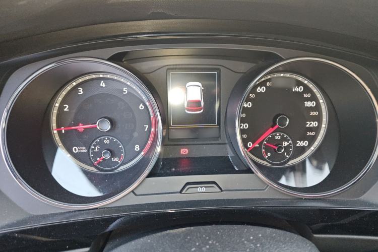 TDK.VehicleDetails.img