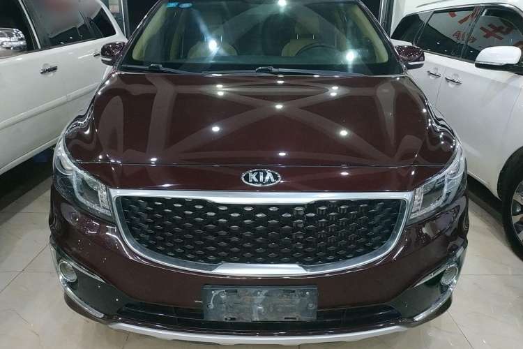 Used Kia Carnival 2015 2.2T Luxury Edition China IV
