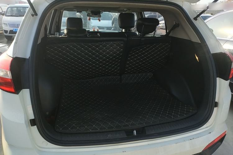 Used Hyundai ix25 2016 1.6T Dual-Clutch Two-Wheel Drive Smart GLS Model
